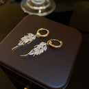 Brinco  banhado a ouro 18K - Folha de Cristal